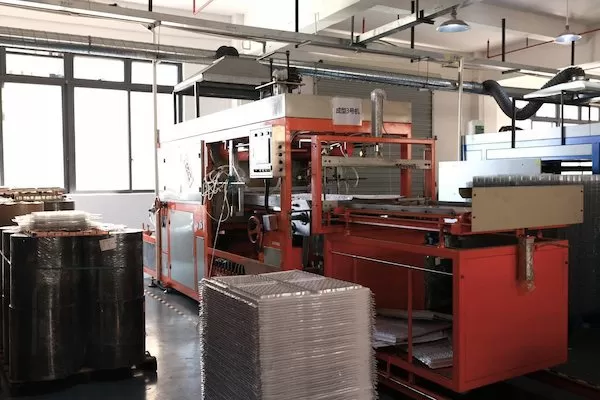 Atelier de production de coquille de voiture