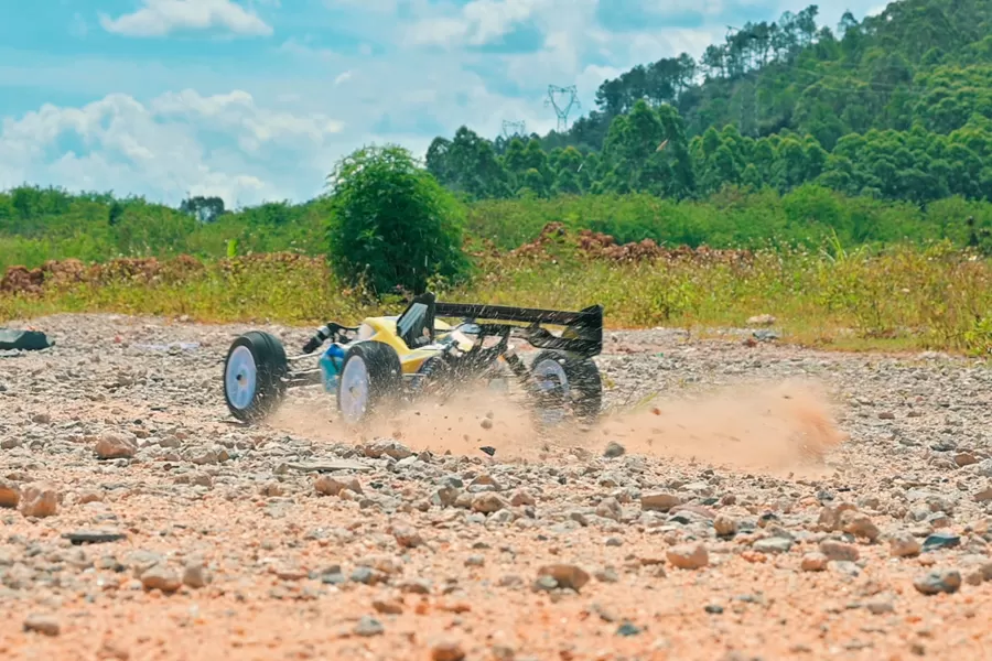 8 échelles 4WD électrique tout-terrain RC Buggy 2.4G brossé haute vitesse RTR # RH815