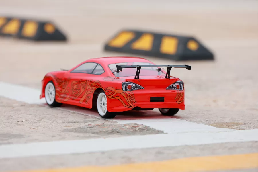 Route électrique à 4 roues motrices, en 2.4G brossé haute vitesse RTR # RH1025